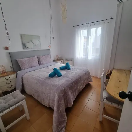 Fantastico Apartamento Con Jardin Privado Y Piscina Para 4 Personas En Cap D'artrutx En Ciutadella De Menorca